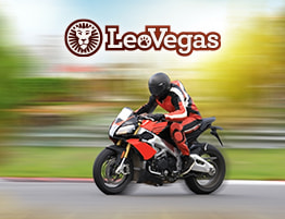 MotoGP racer en een LeoVegas logo